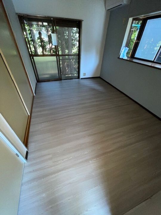 コーポ椎津AB103の居間