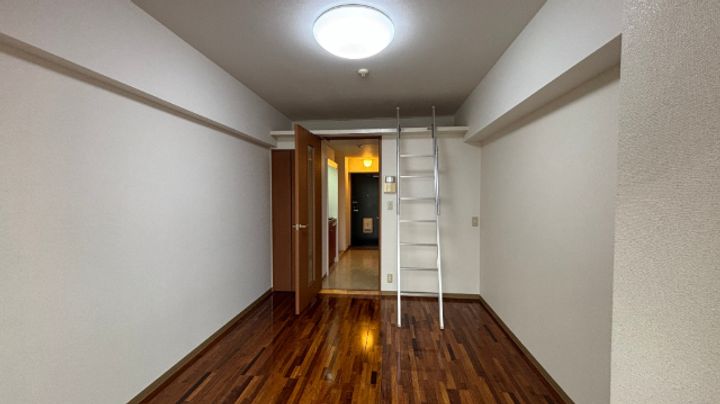 柾木マンションウエスト607の居間