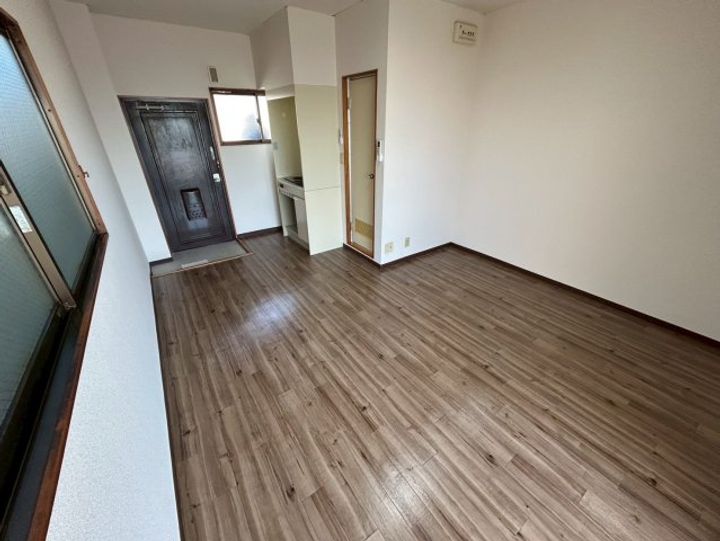 ナワテハイム307の居間