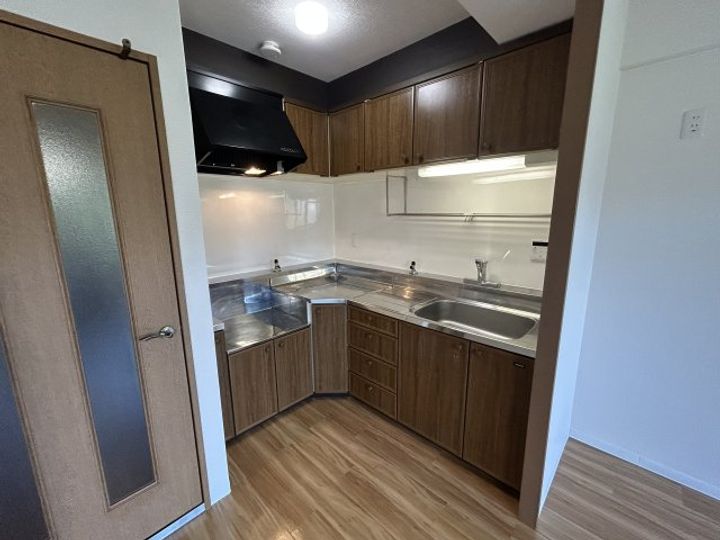 リーヴァ東花園103のキッチン