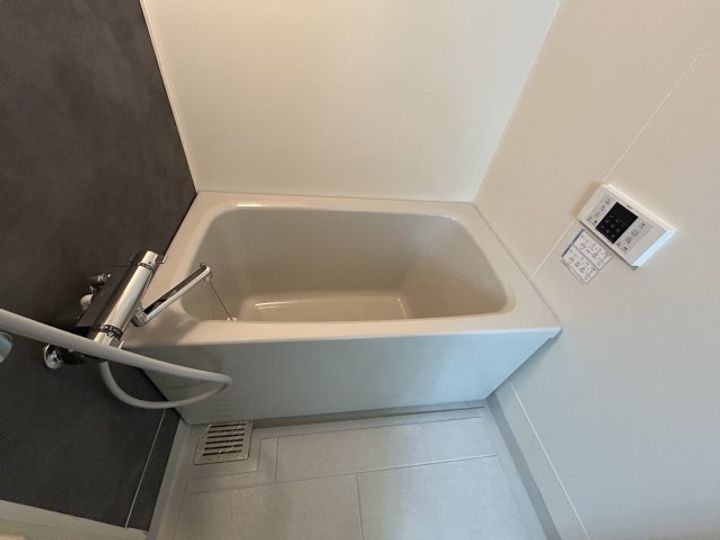 リーヴァ東花園103の風呂