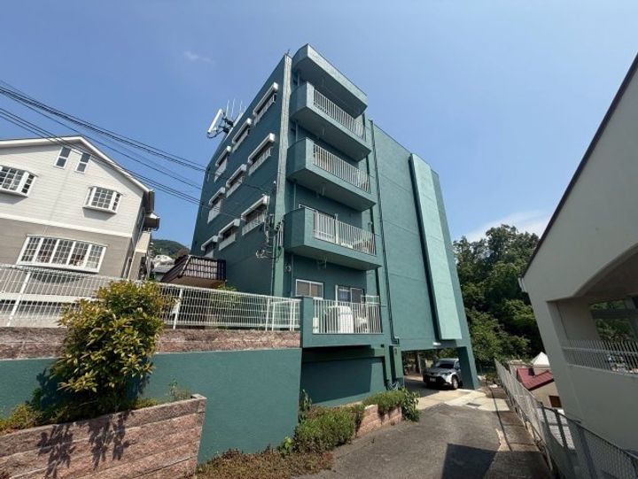 くさかマンションの外観