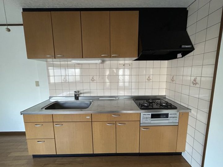 大阪府東大阪市岩田町1丁目(一戸建)の賃貸物件のキッチン