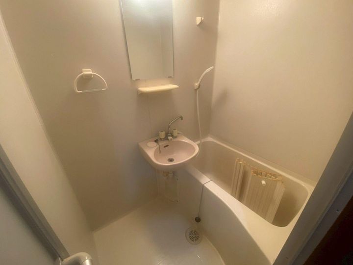 プレミール松原203の風呂