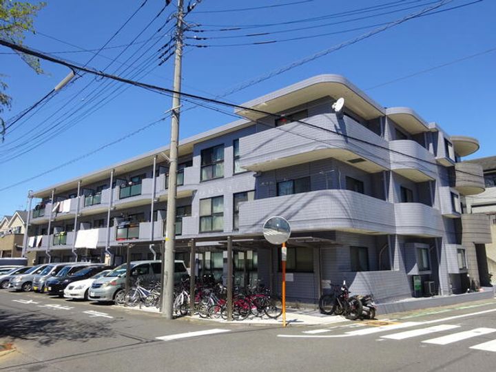 パークシティ鳩ヶ谷の外観