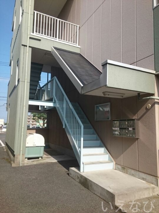 岡山県総社市中央1丁目(マンション)の賃貸物件の玄関