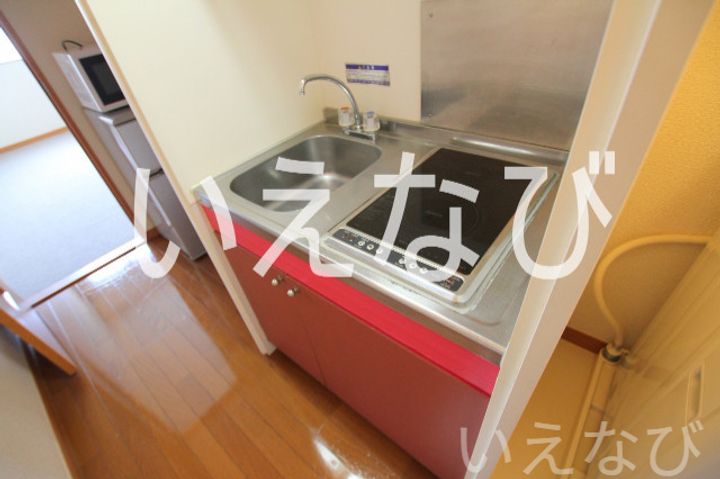 岡山県岡山市北区谷万成1丁目(アパート)の賃貸物件のキッチン