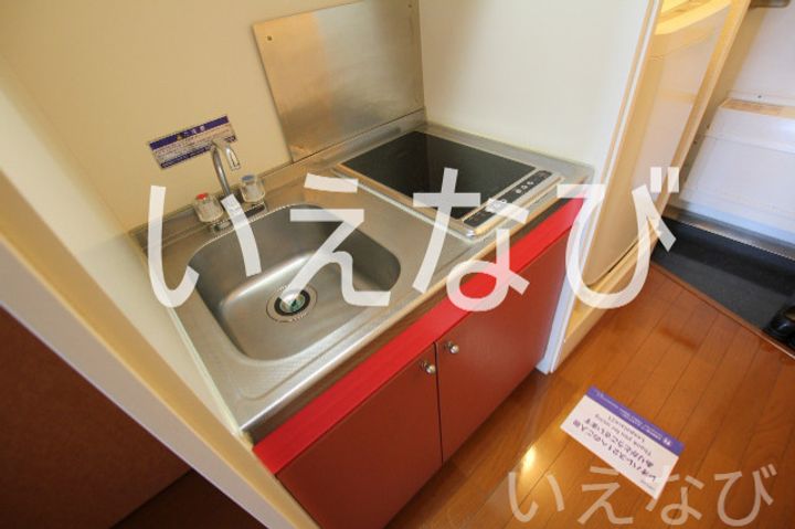 岡山県岡山市北区谷万成1丁目(アパート)の賃貸物件のキッチン