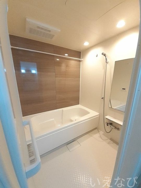 岡山県岡山市南区片岡(アパート)の賃貸物件102の風呂