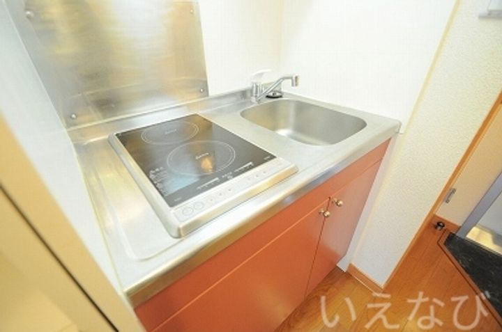 岡山県倉敷市福田町古新田(アパート)の賃貸物件201のキッチン