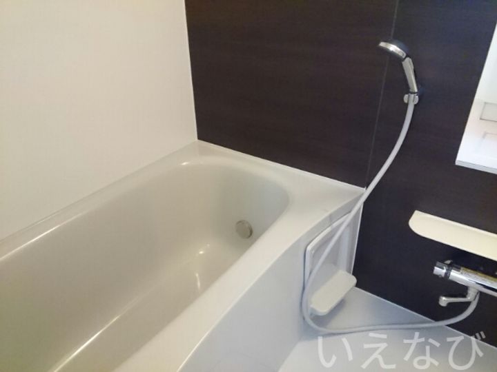 岡山県総社市西郡(アパート)の賃貸物件の風呂