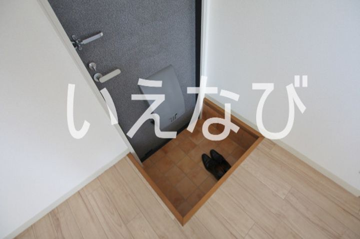 岡山県岡山市北区横井上(アパート)の賃貸物件の玄関