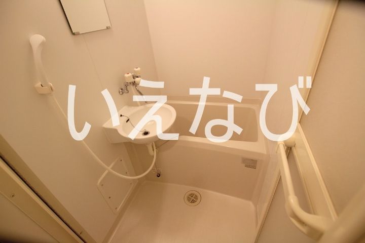 岡山県岡山市北区南方5丁目(アパート)の賃貸物件108の風呂