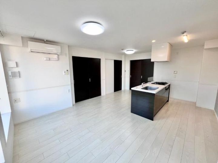 サニーコート安倍の居間