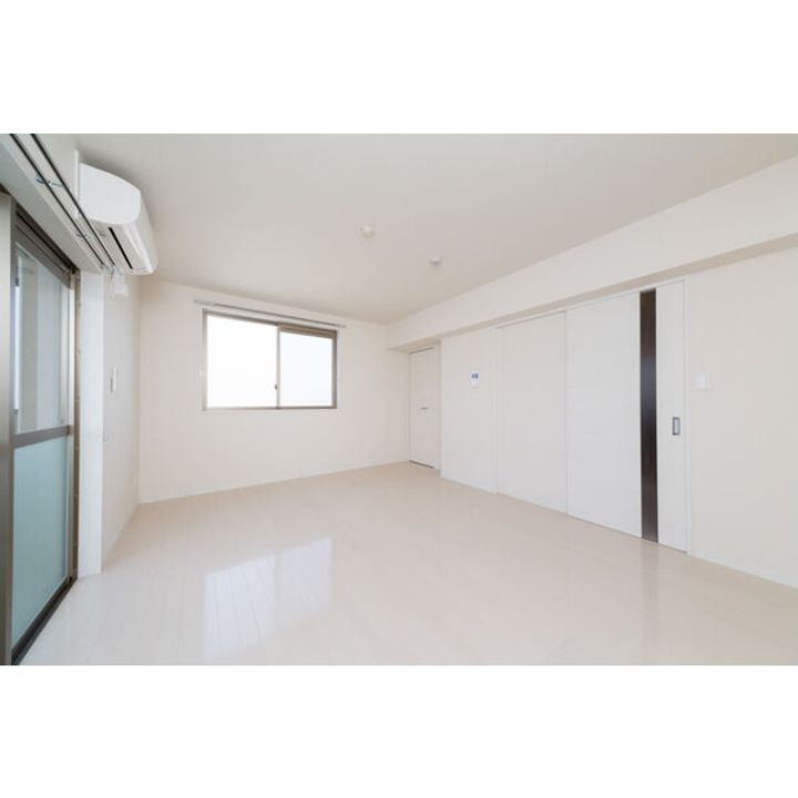 オラシオン大坪町の居間