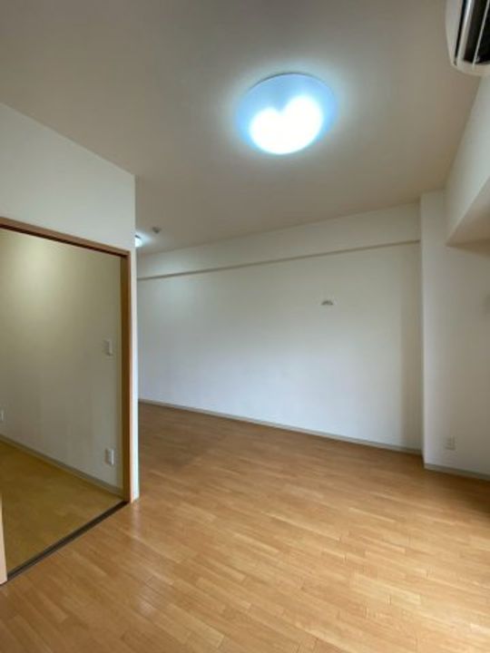 ルーセント東静岡202の内装