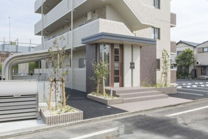 ファミーユの外観