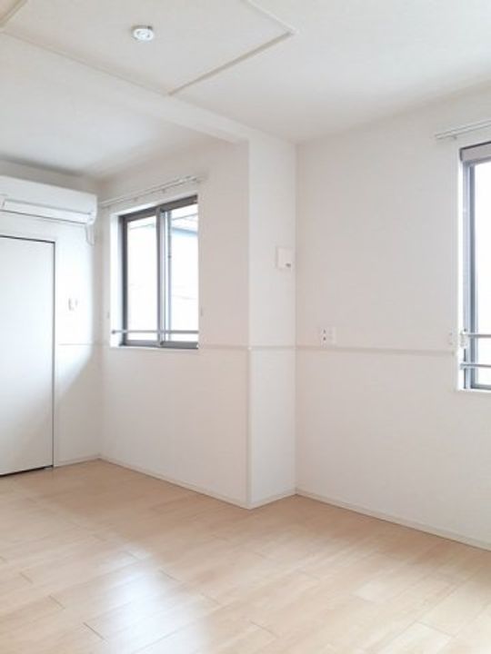 フランベル安東の内装