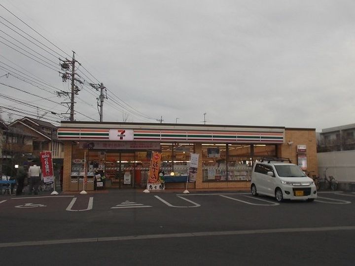 フランベル安東の周辺