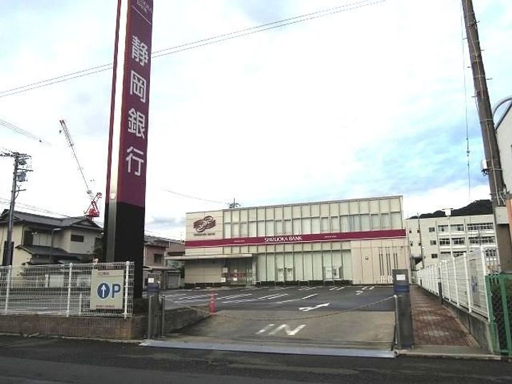 フランベル安東の周辺