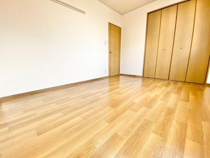 ピアチェーレ B102の居間