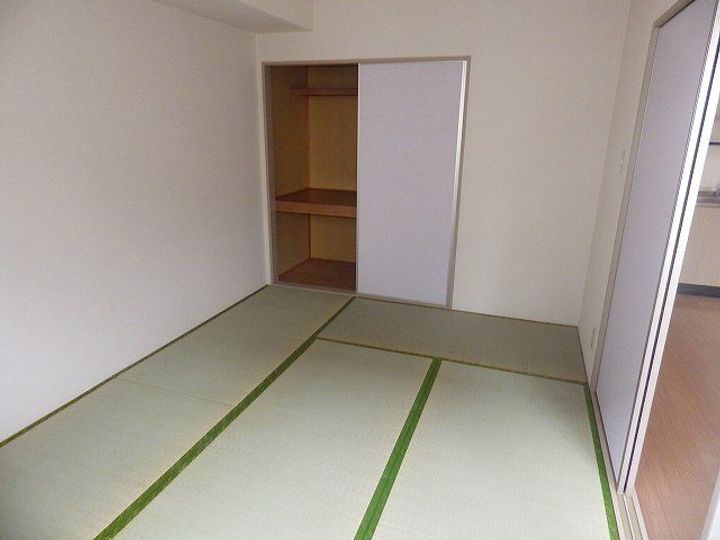 プリムローズAの内装