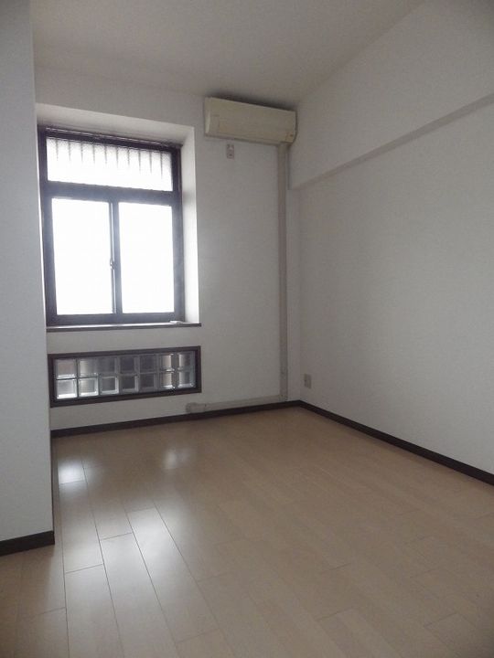 ファミール四日市の寝室