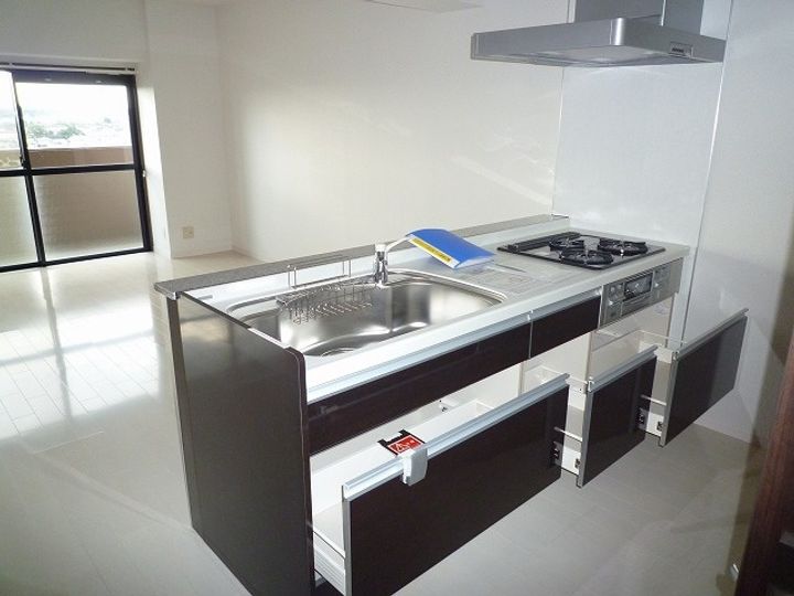 プロミネント四日市のキッチン