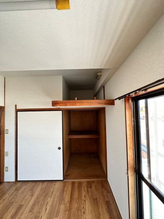 レジデンス小古曽の内装