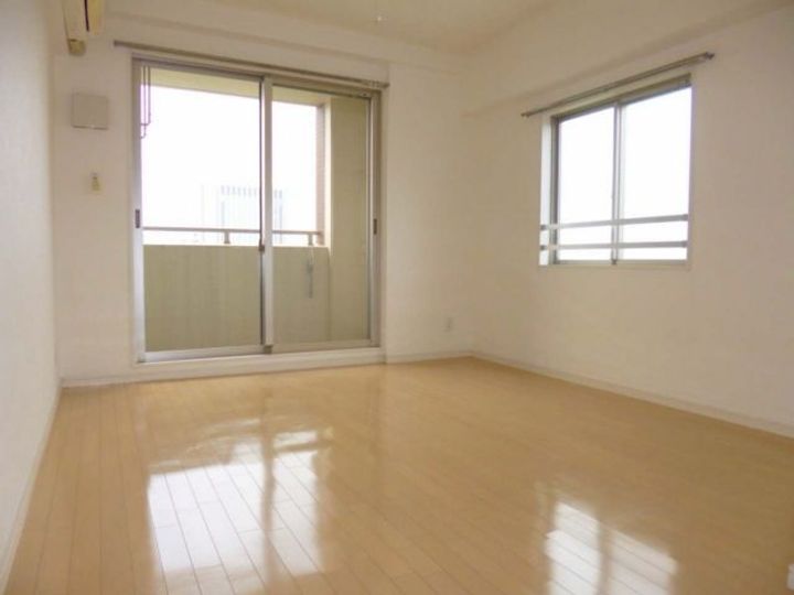 GRAN DUKE 四日市の寝室