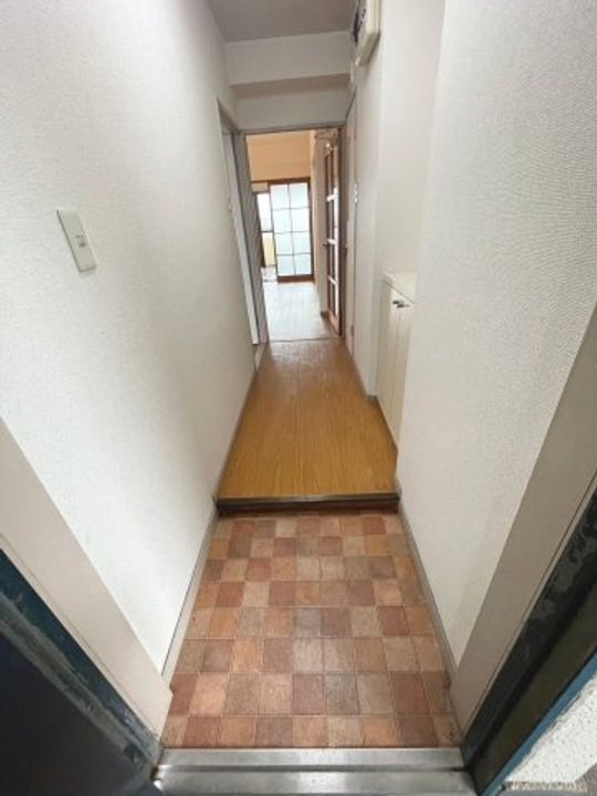 シュロス鵜の森の玄関