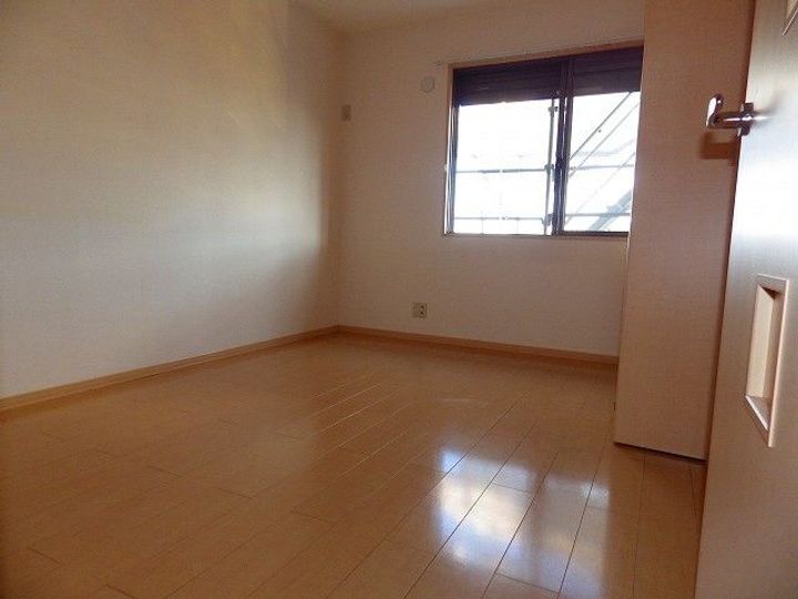 ウィルモアグッドラックの居間