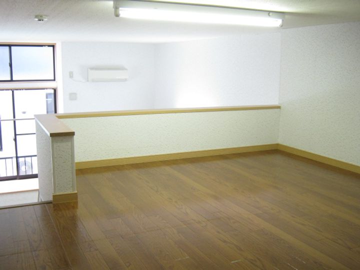 オレンジヒルズJ2101の内装