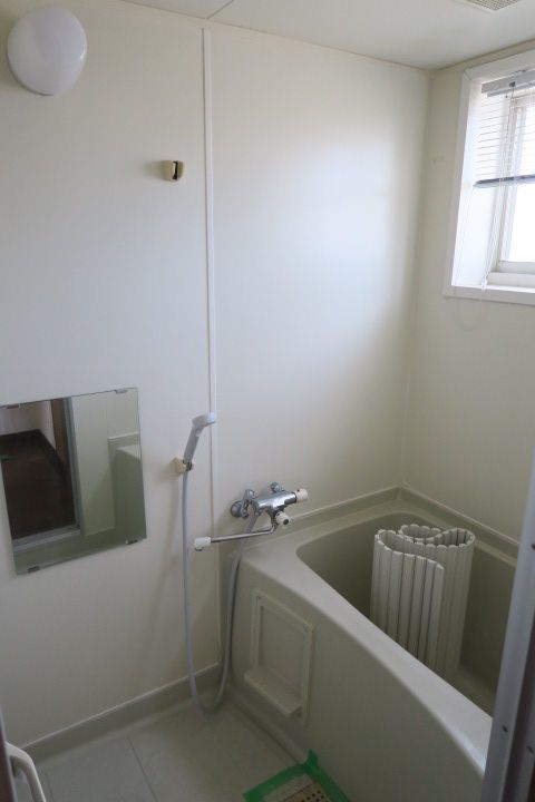 メゾン太陽B-1の風呂