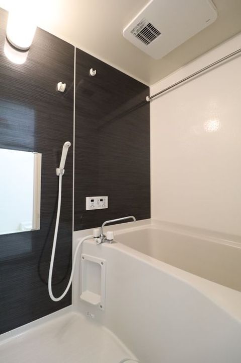 ルーナ・クレシェンテ101の風呂