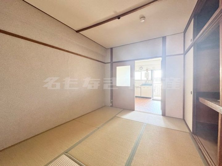 杉本マンションの内装