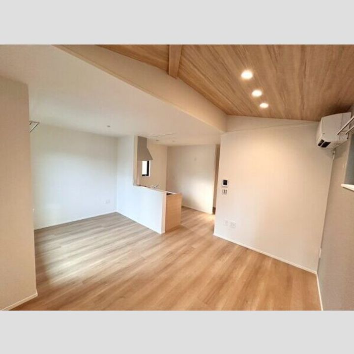 フレスト塩釜口B2の居間