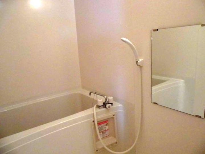 メゾンドホープ101の風呂