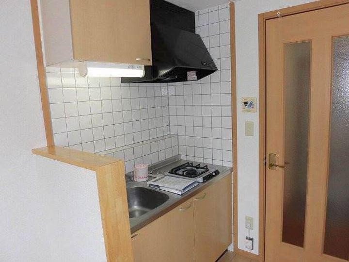 静岡県田方郡函南町間宮(マンション)の賃貸物件206のキッチン