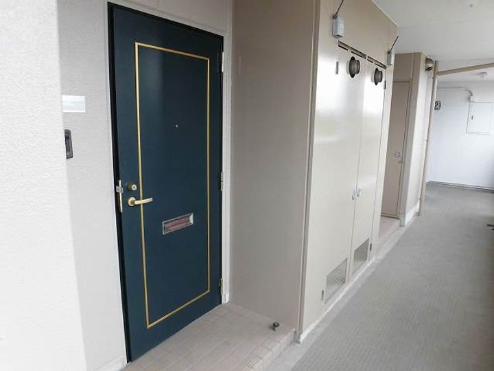 静岡県田方郡函南町間宮(マンション)の賃貸物件206の玄関