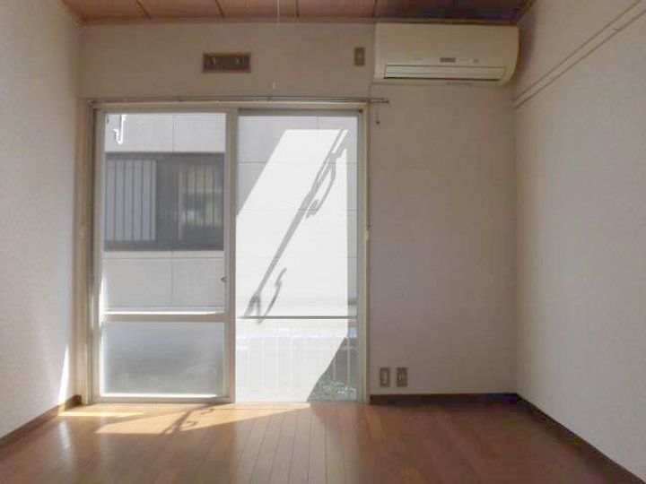 静岡県三島市大場(アパート)の賃貸物件102の内装