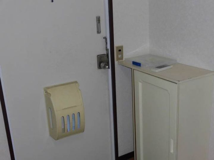 静岡県三島市大場(アパート)の賃貸物件102の玄関