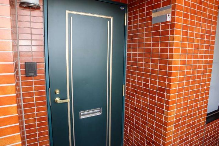 静岡県三島市徳倉1丁目(マンション)の賃貸物件405の玄関