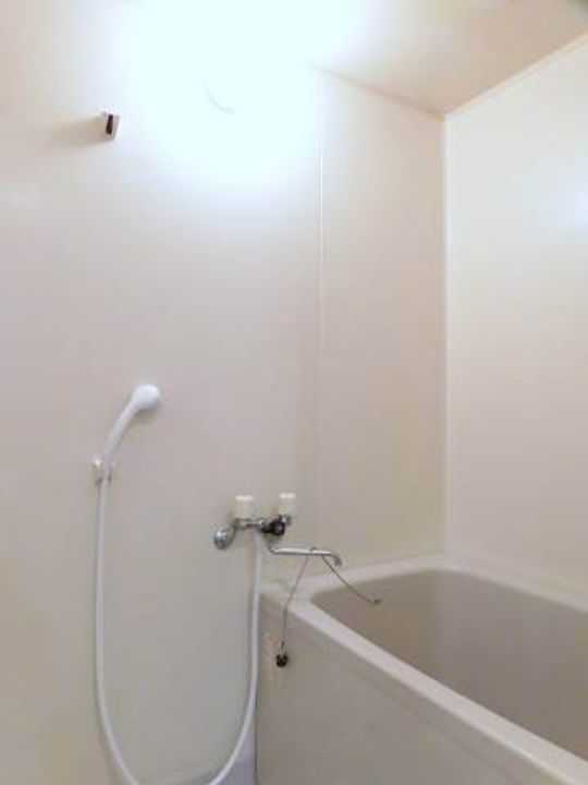 静岡県駿東郡清水町徳倉(マンション)の賃貸物件302の風呂