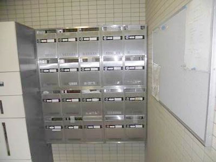 静岡県駿東郡長泉町竹原(マンション)の賃貸物件402の玄関