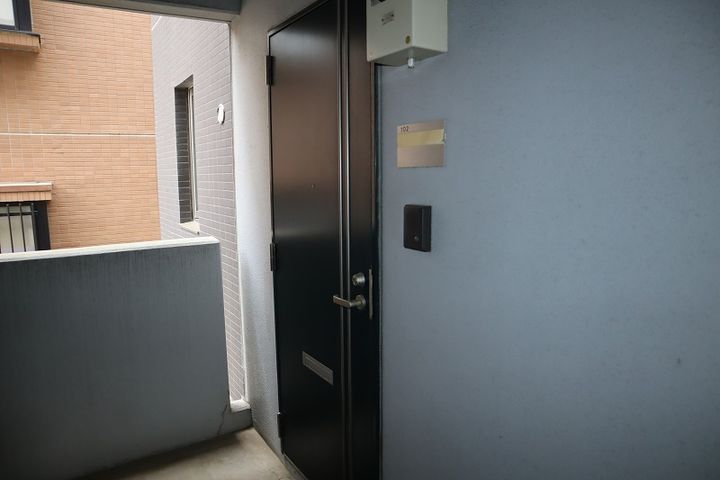 静岡県三島市三好町(マンション)の賃貸物件102の玄関