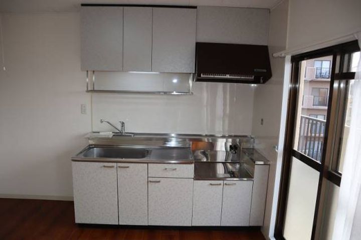 静岡県三島市萩(マンション)の賃貸物件302のキッチン