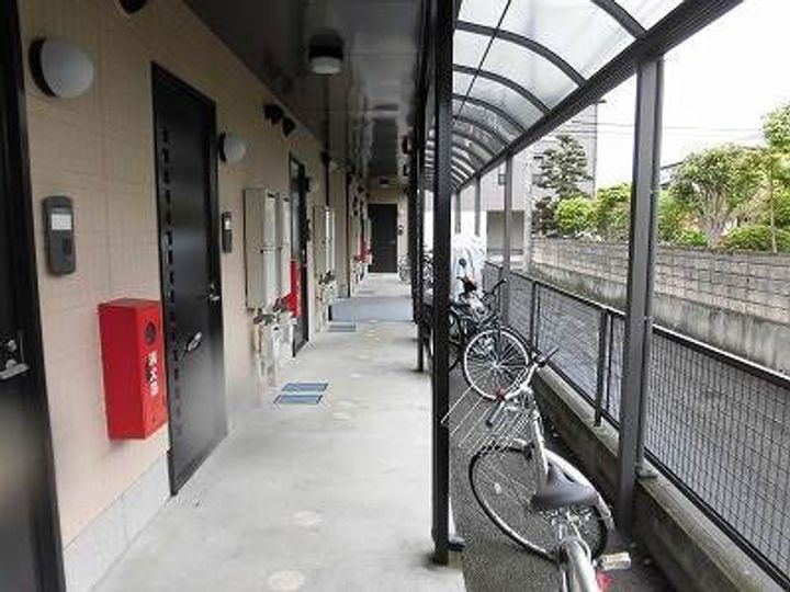 静岡県三島市大宮町2丁目(アパート)の賃貸物件105の玄関