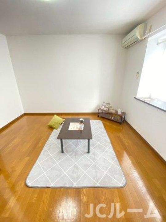 フローラハイツの居間