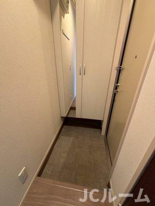 セレーノ ビオラの玄関